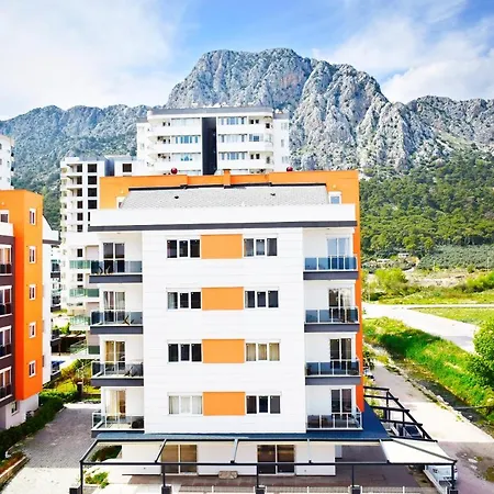 Spacious 2 Bedroom For 5 With Mountain View Free Wifi 公寓